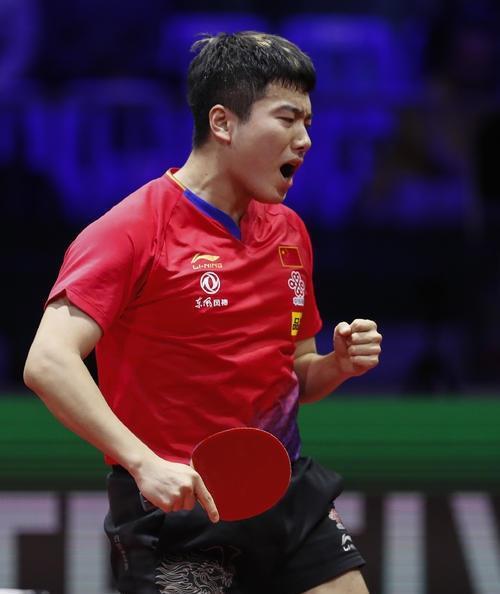 官方：因热刺晋级八强，切尔西欧协联1／4决赛主客场顺序调换.